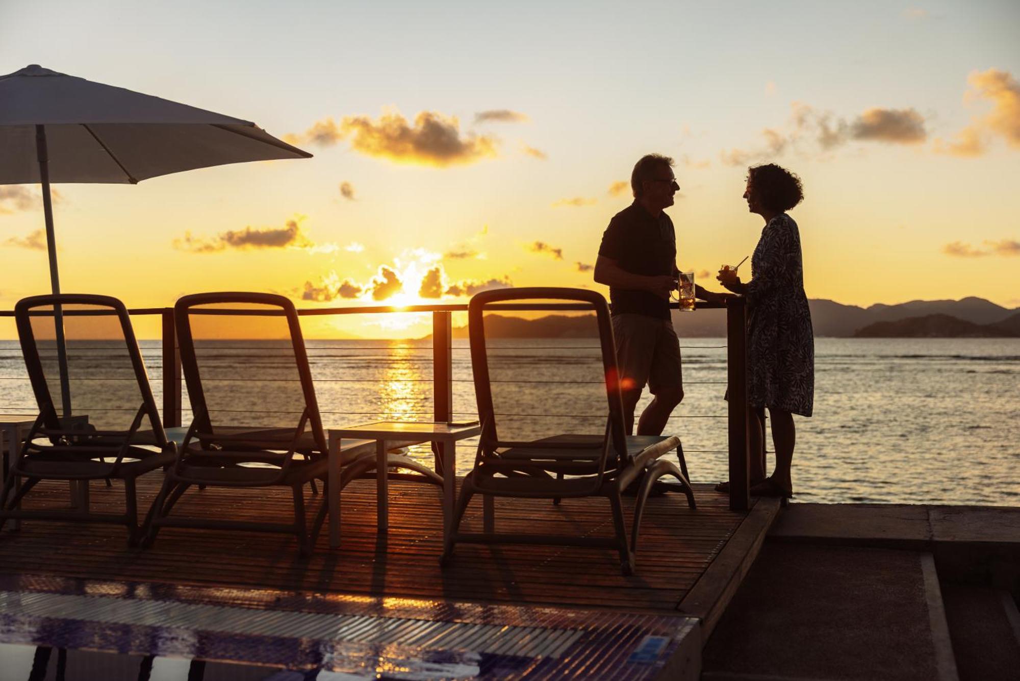 Le Nautique Waterfront Hotel La Digue  Extérieur photo