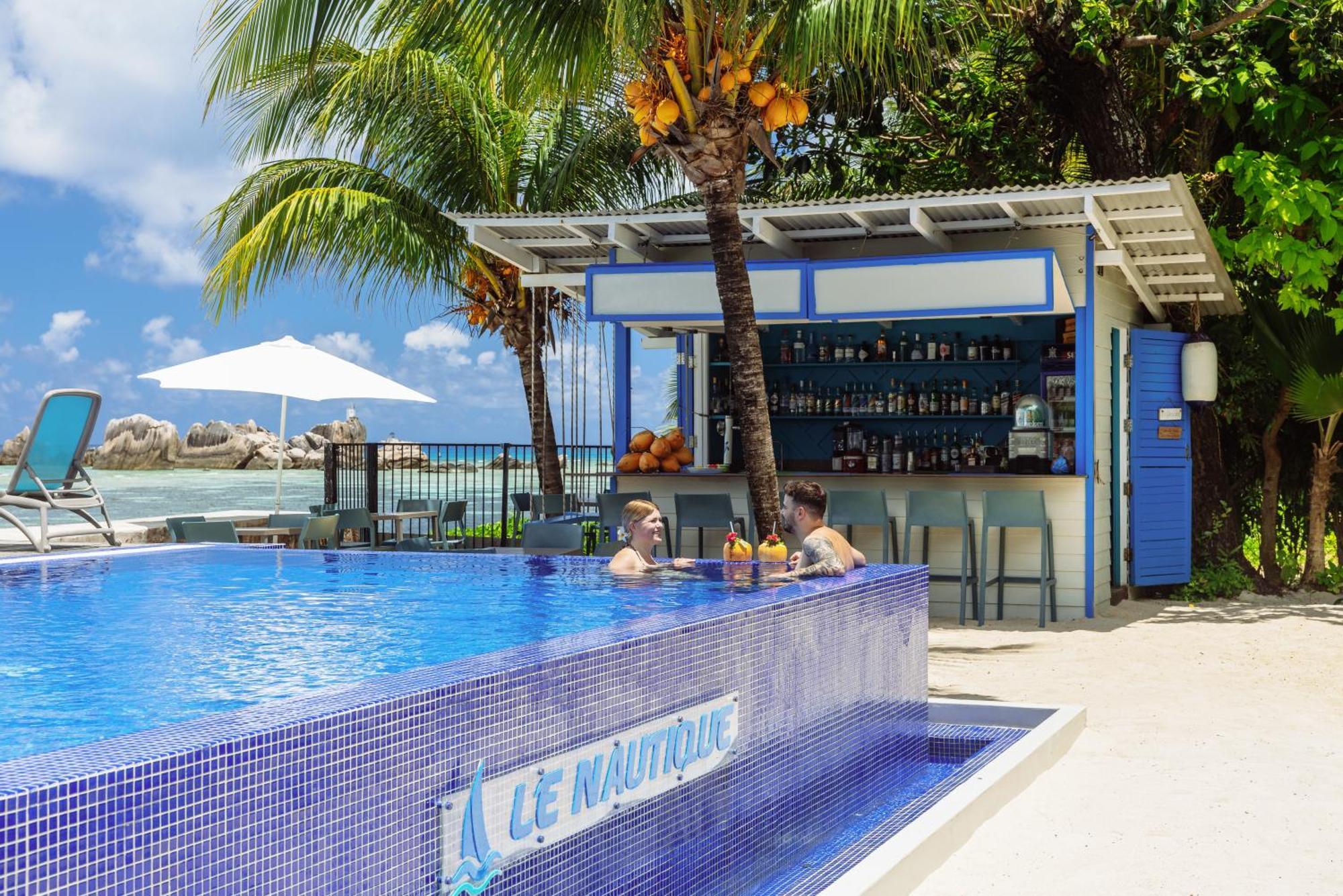 Le Nautique Waterfront Hotel La Digue  Extérieur photo